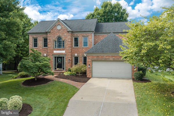 8622 LARKVIEW LN, FAIRFAX STATION, VA 22039 - Image 5d05ef8a91e253e7293bffde23cd9e4f/2510004909