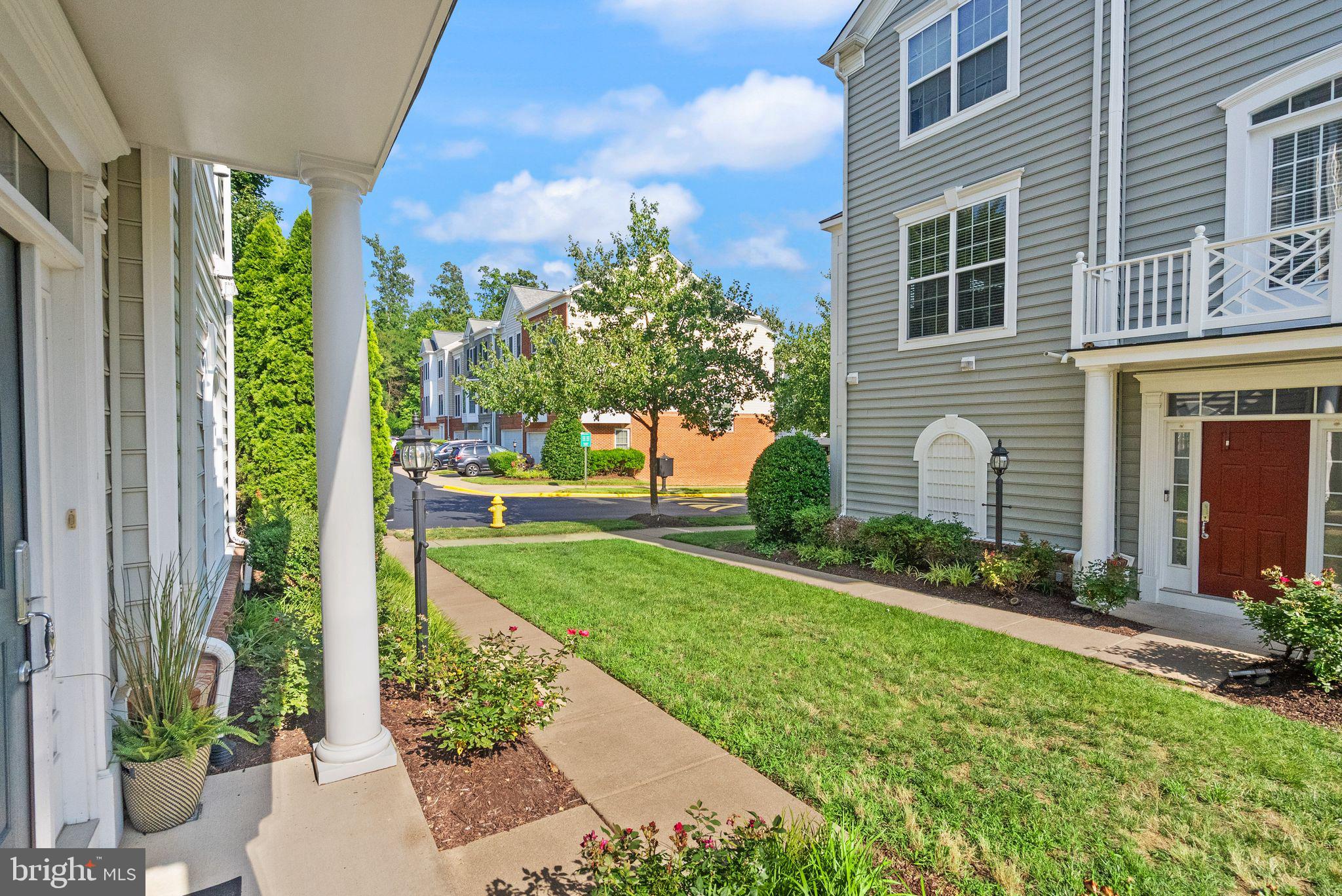 POTOMAC CLUB CONDOMINIUMS - Residential