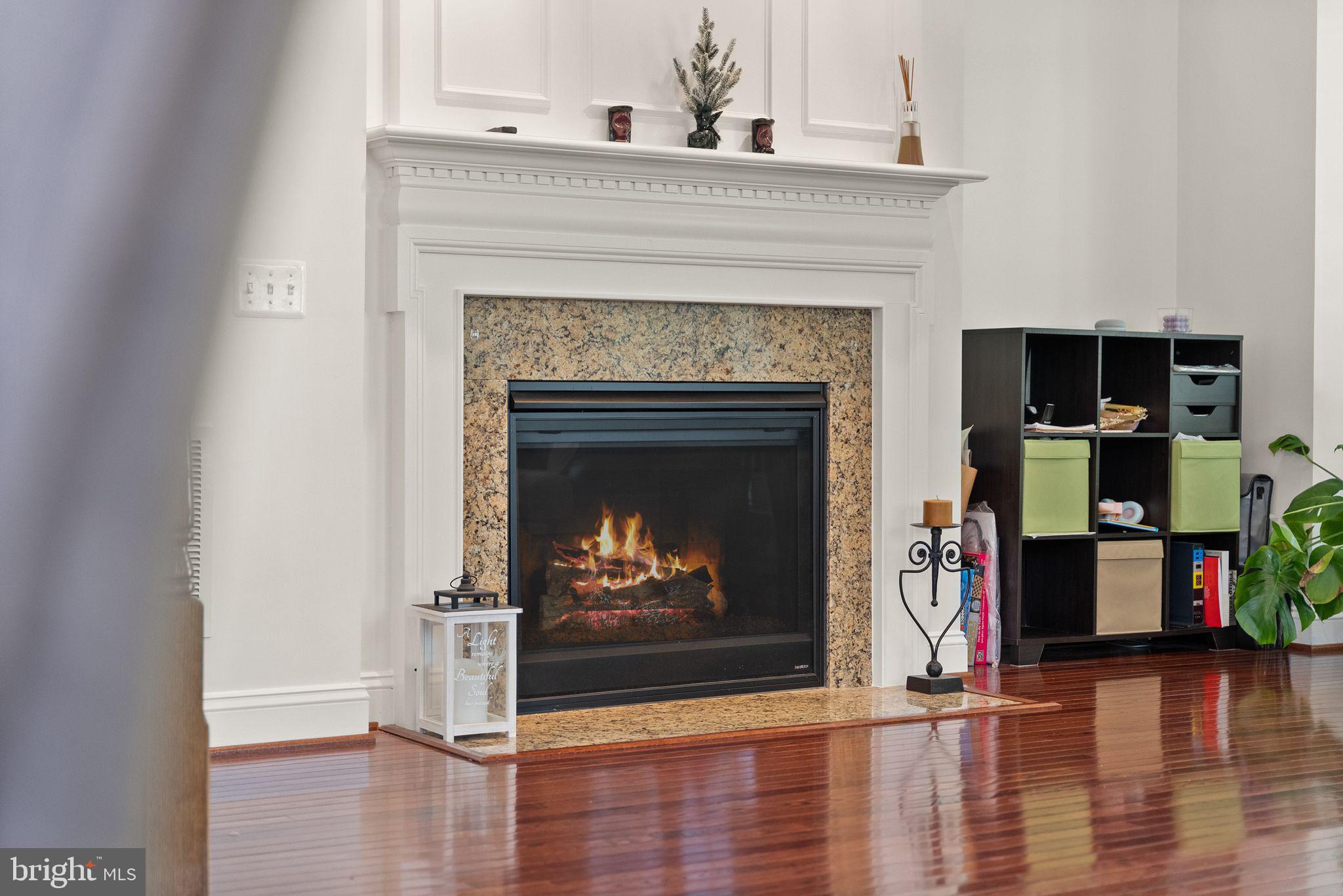 POTOMAC CLUB CONDOMINIUMS - Residential