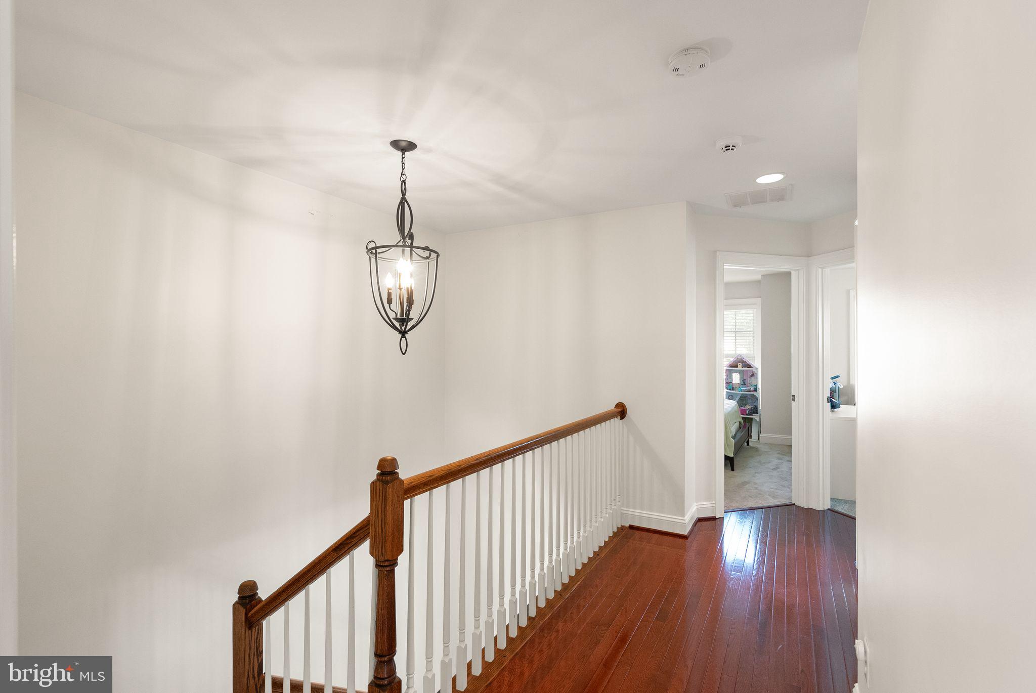 POTOMAC CLUB CONDOMINIUMS - Residential