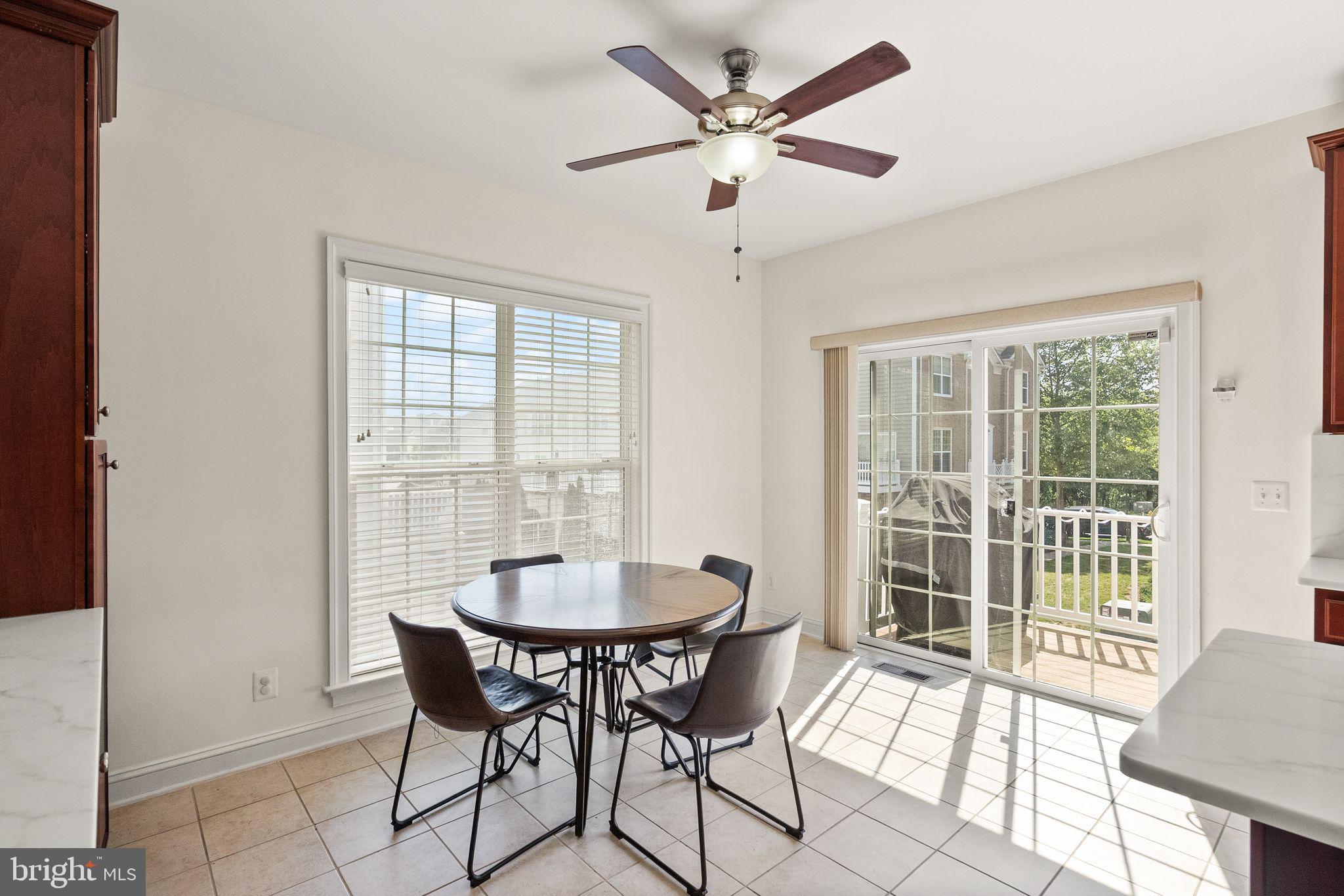 POTOMAC CLUB CONDOMINIUMS - Residential