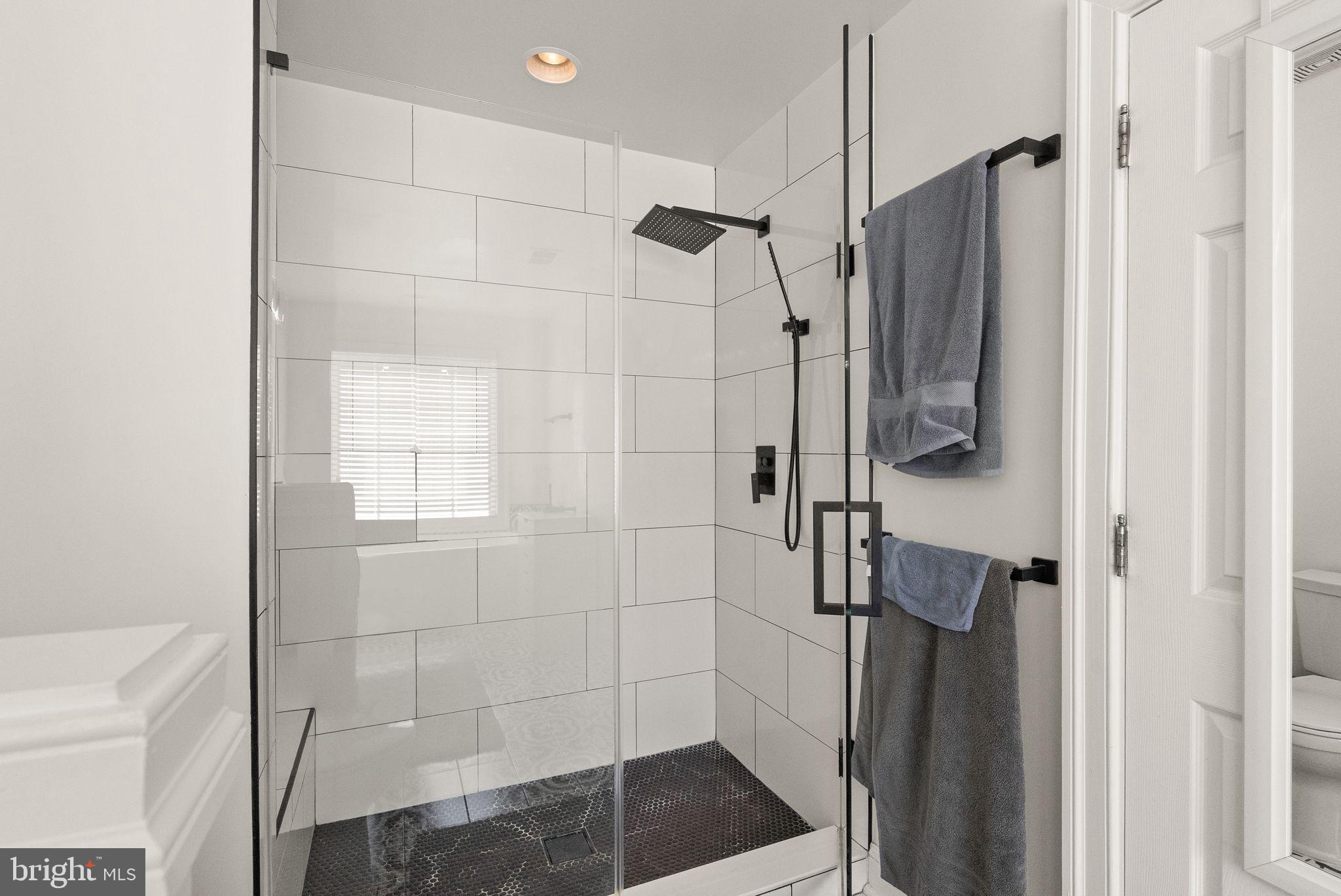 POTOMAC CLUB CONDOMINIUMS - Residential