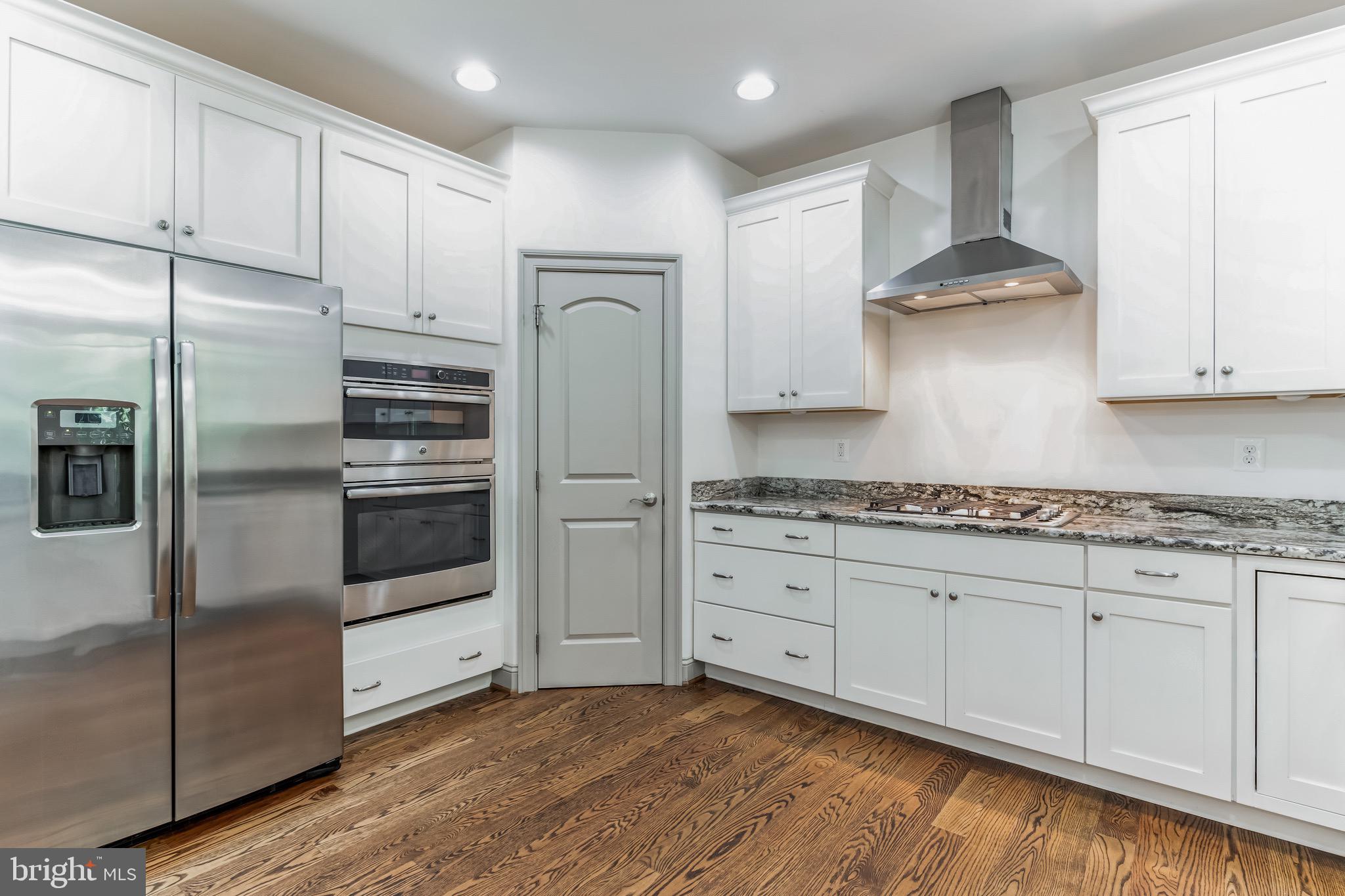 CASEY'S KNOLL - Residential