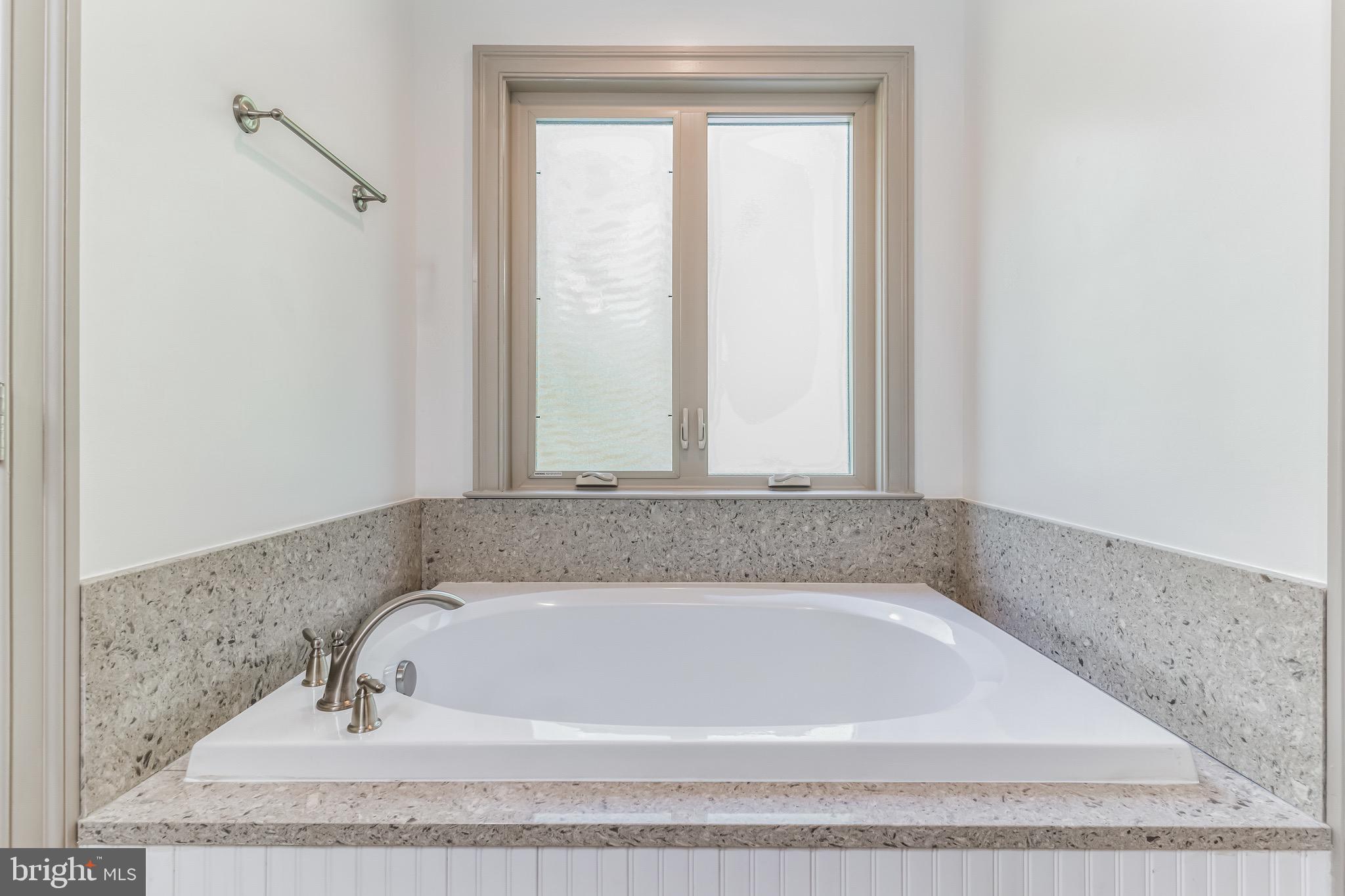 CASEY'S KNOLL - Residential