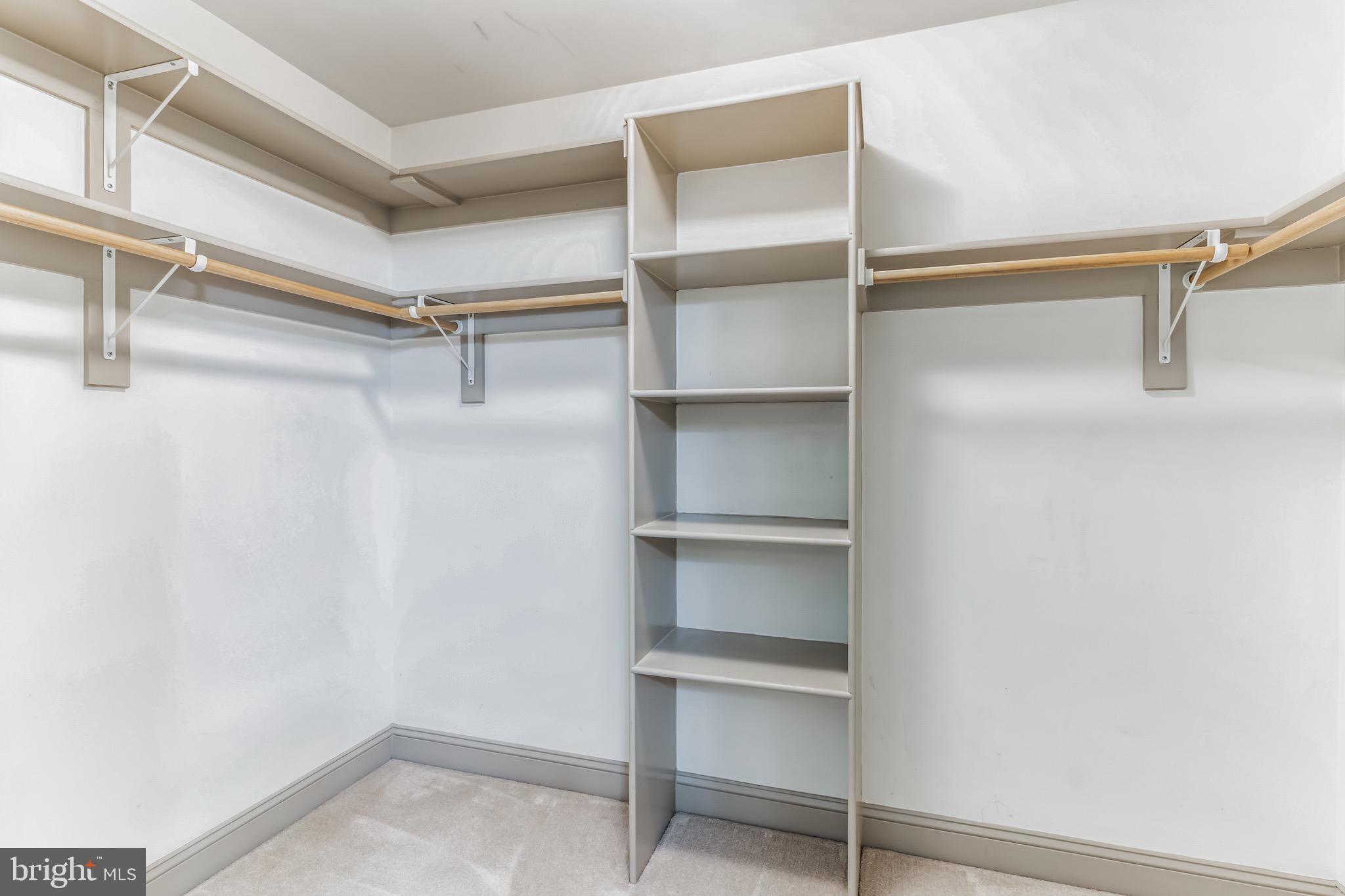 CASEY'S KNOLL - Residential