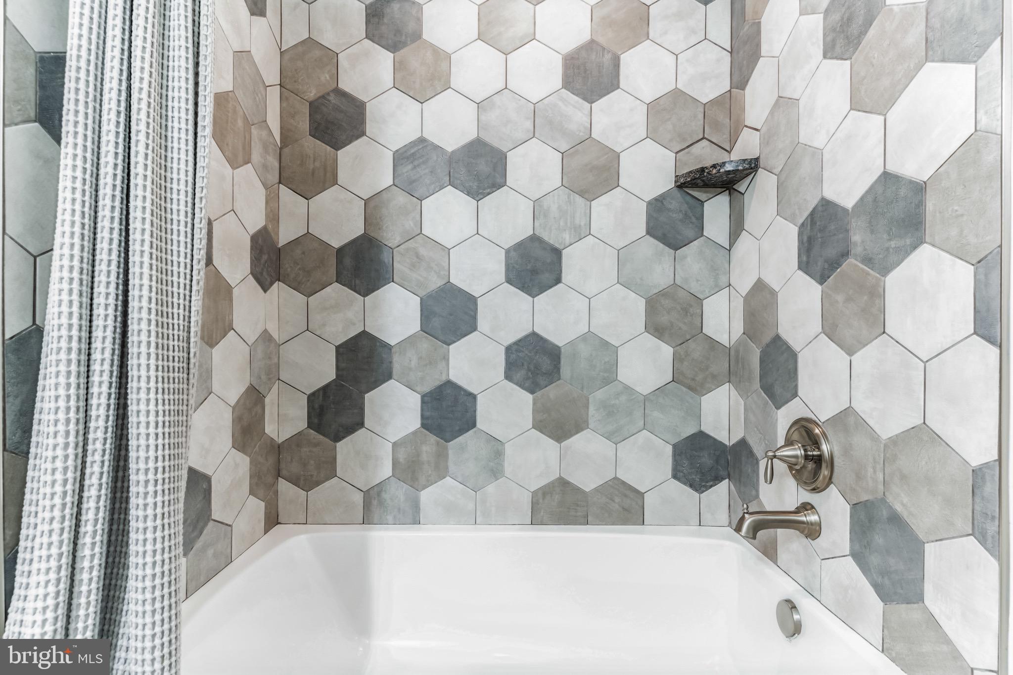 CASEY'S KNOLL - Residential