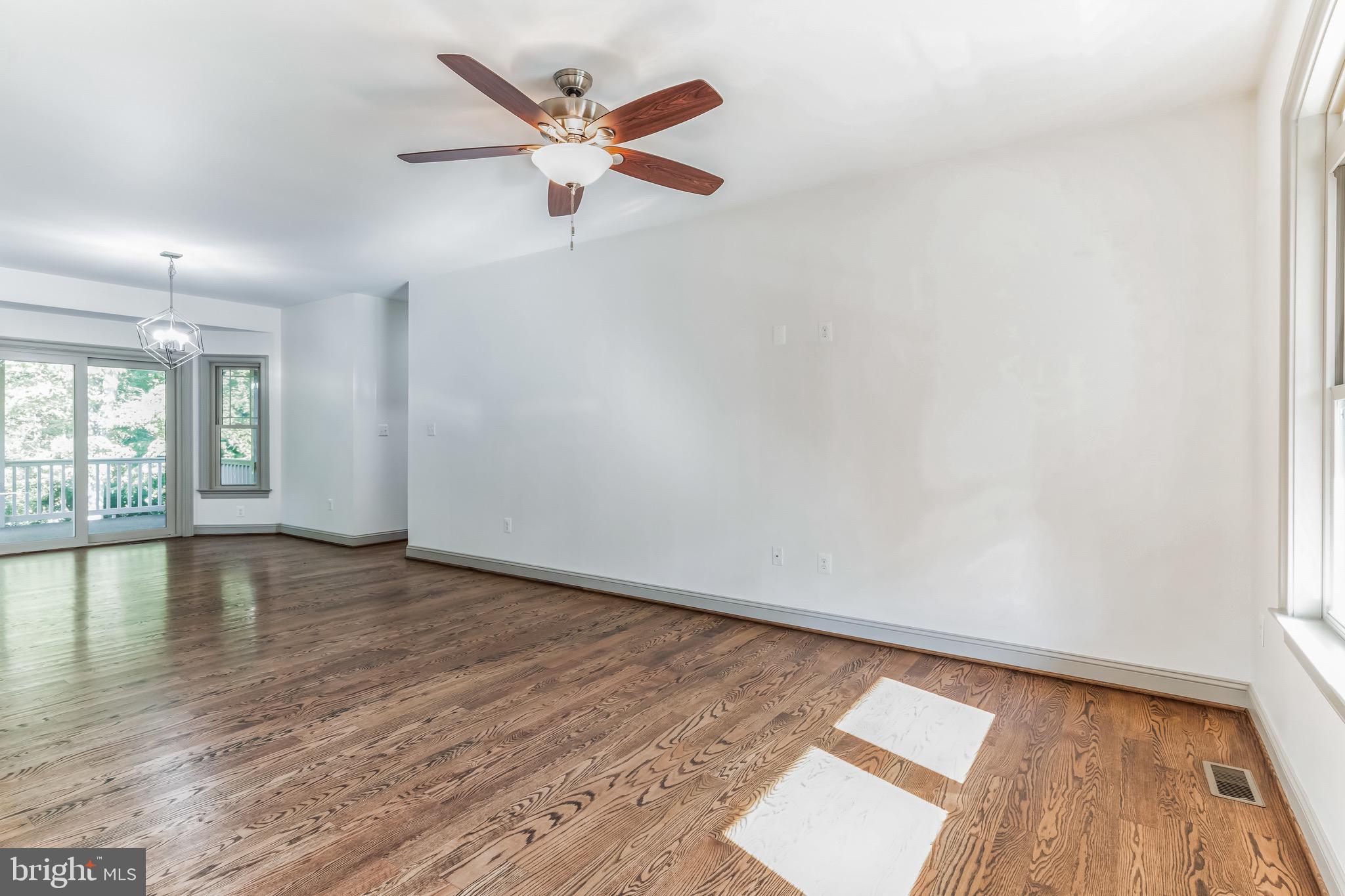 CASEY'S KNOLL - Residential