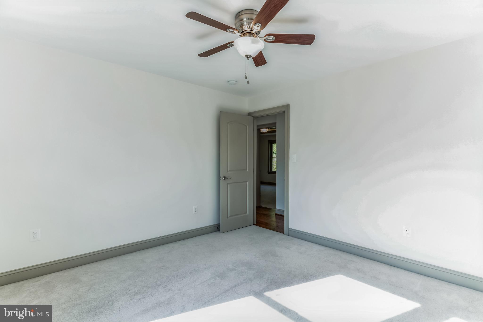 CASEY'S KNOLL - Residential