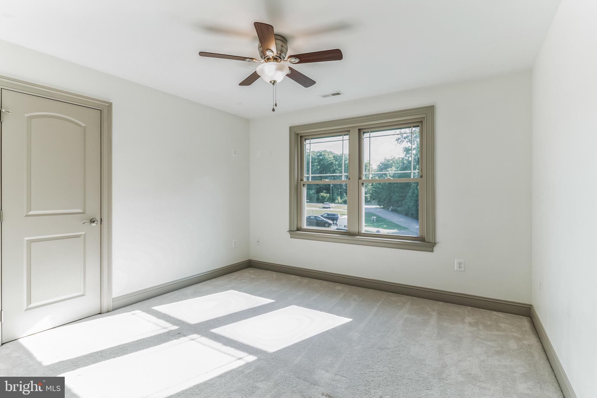 CASEY'S KNOLL - Residential