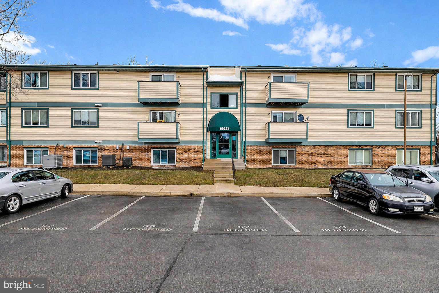 GREENFIELD COMMONS - Residential