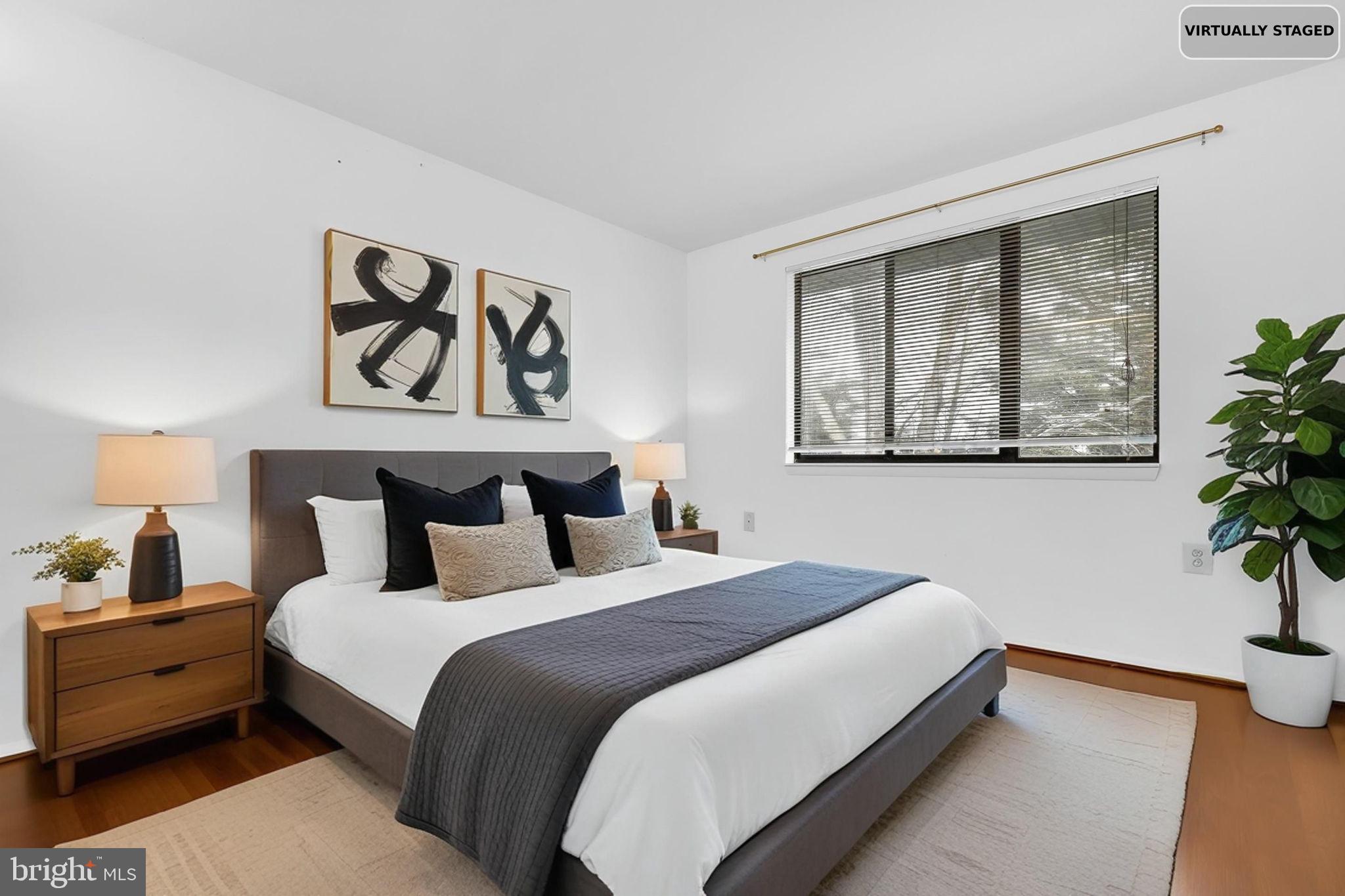 GREENFIELD COMMONS - Residential