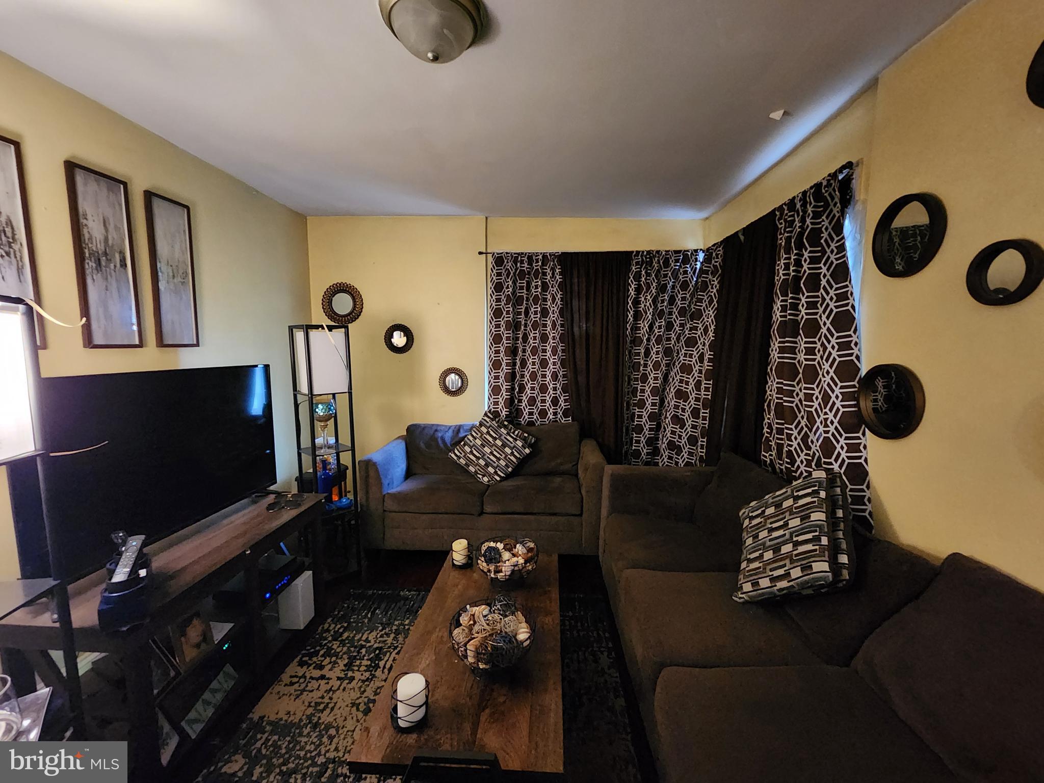 CHERRY HILL - Residential