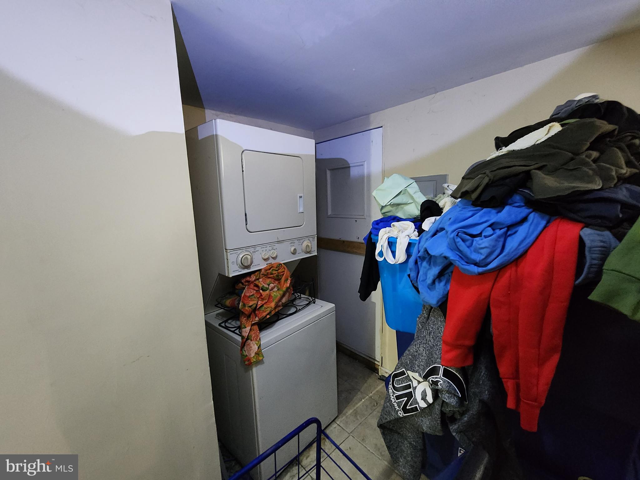 CHERRY HILL - Residential