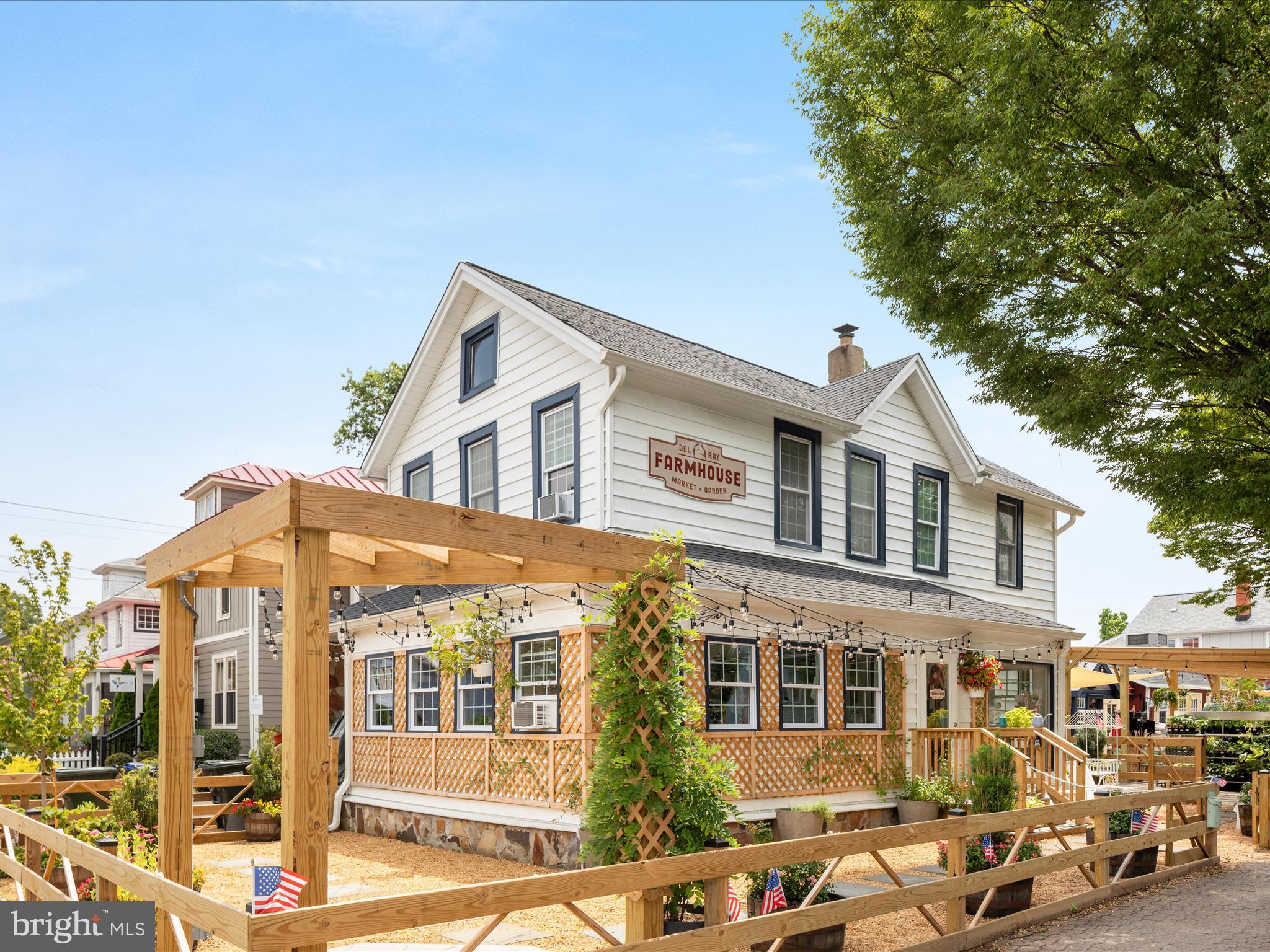 WAVERLY TAYLOR - Residential