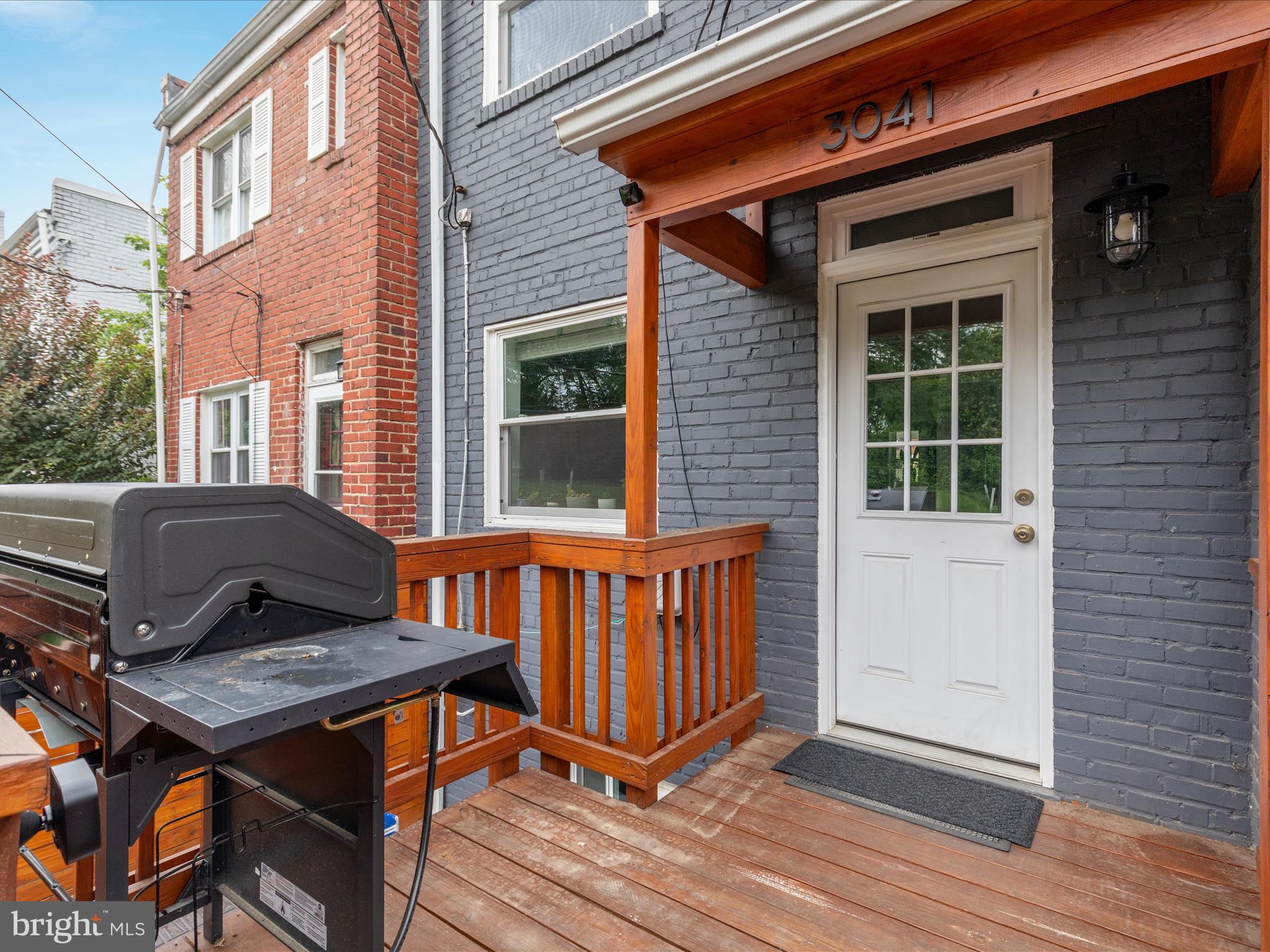 WAVERLY TAYLOR - Residential