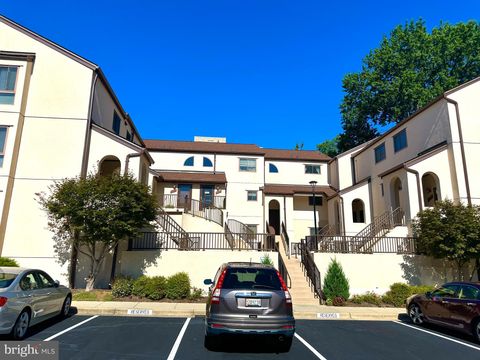 Condo For Rent - 8902 Battery Place<br/> BETHESDA, MD 20814
