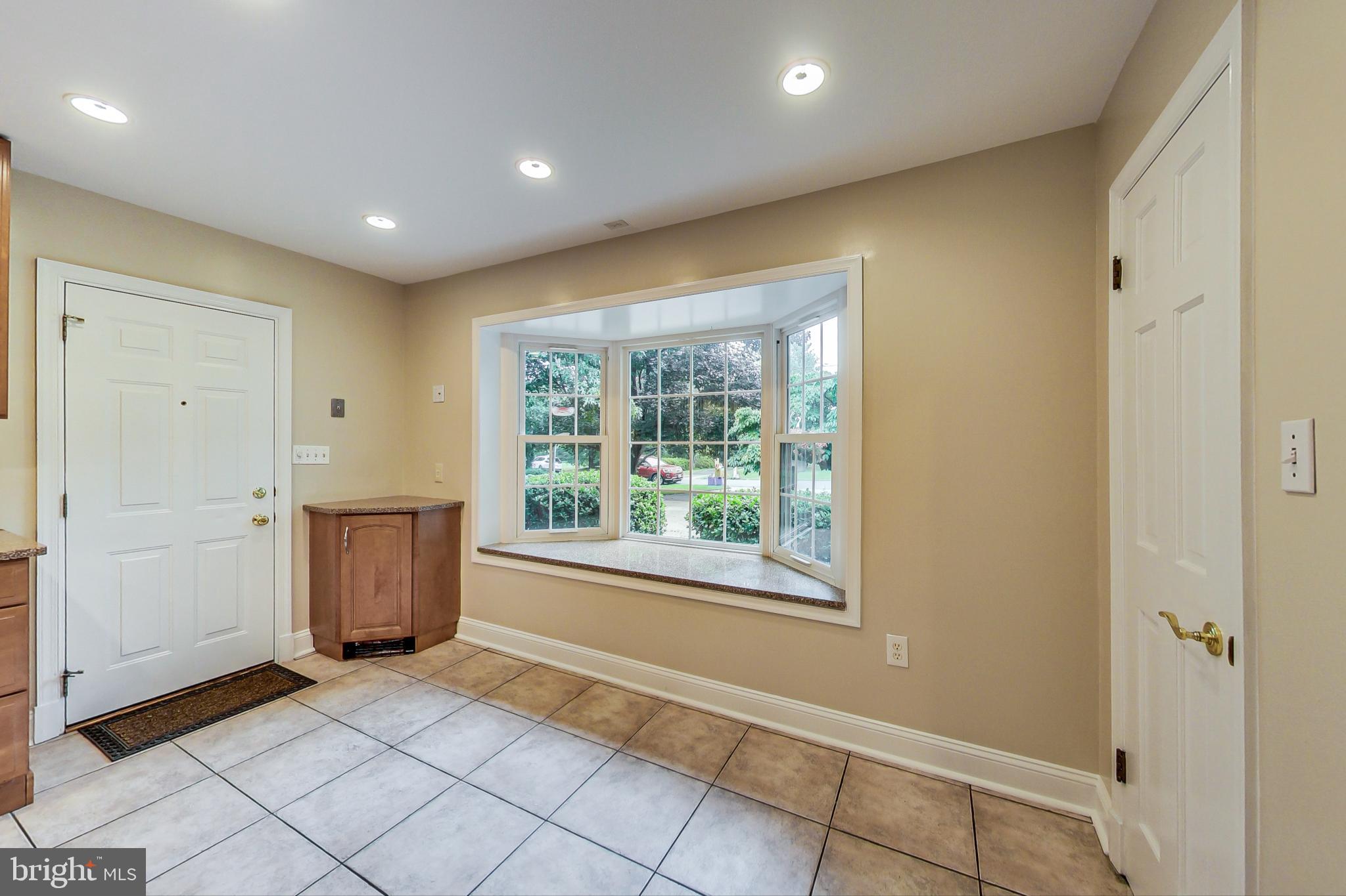 MAYDALE - Residential