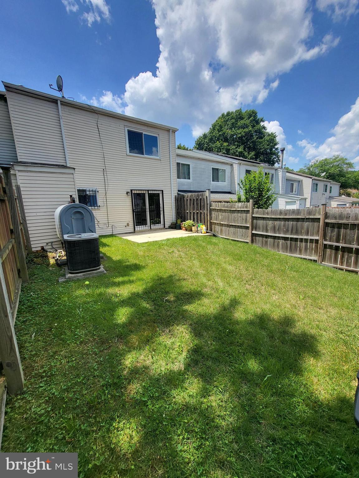 LANDOVER - Residential