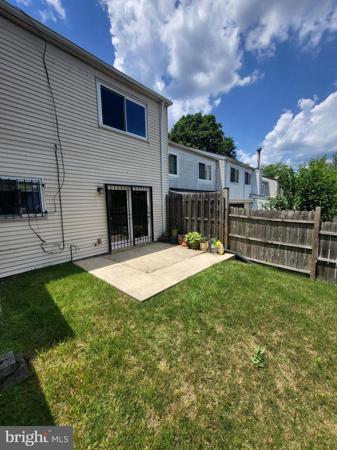 LANDOVER - Residential