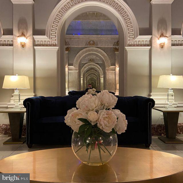 FAIRMOUNT - Residential Lease