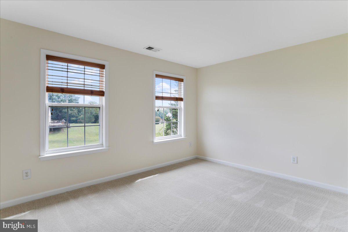 RIVERSIDE ON THE POTOMAC - Residential