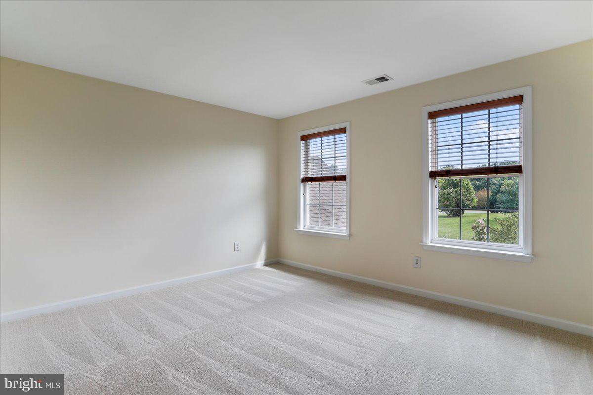 RIVERSIDE ON THE POTOMAC - Residential