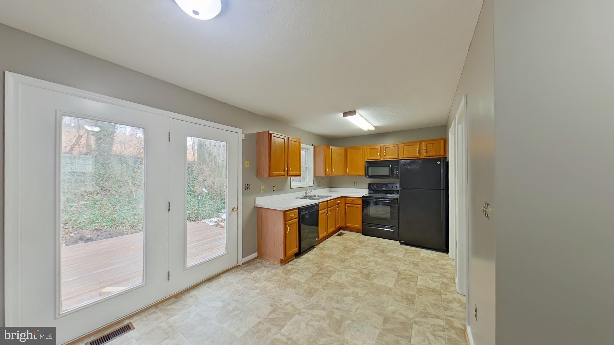 HEDGESVILLE HILLS - Residential Lease