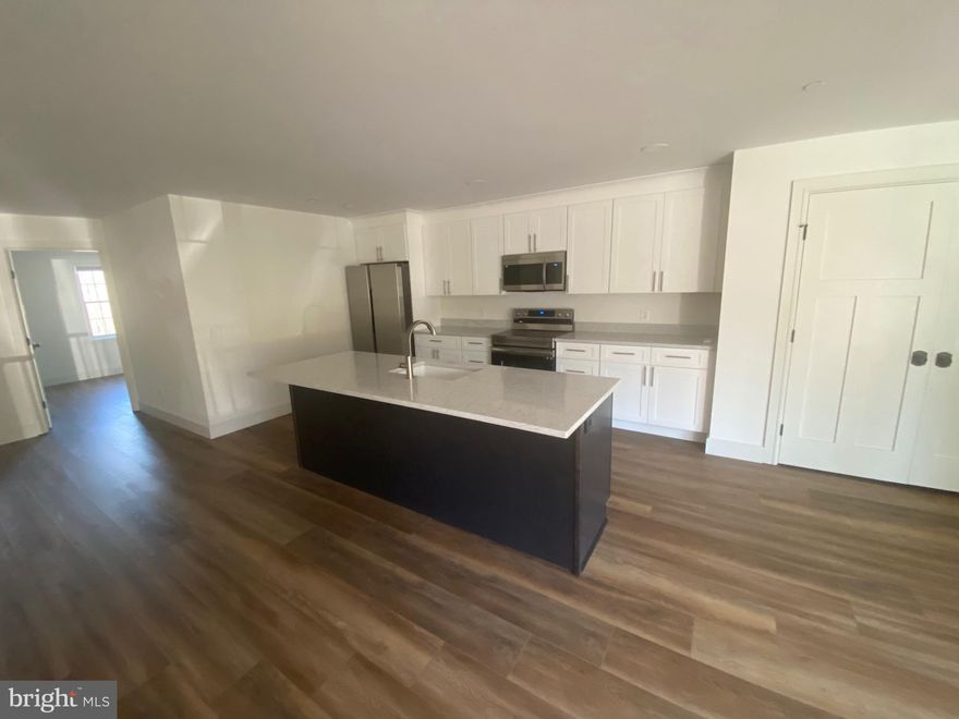 Luxury apartment, located in East Stroudsburg. This brand new, 2 bed 2 bath, is situated in a convenient part of East Stroudsburg. It is central to many stores and attractions. Amenities include an in-unit washer and dryer, dishwasher, central air & heat, and off street parking. Over 1,000 sqft, this apartment offers ample space.