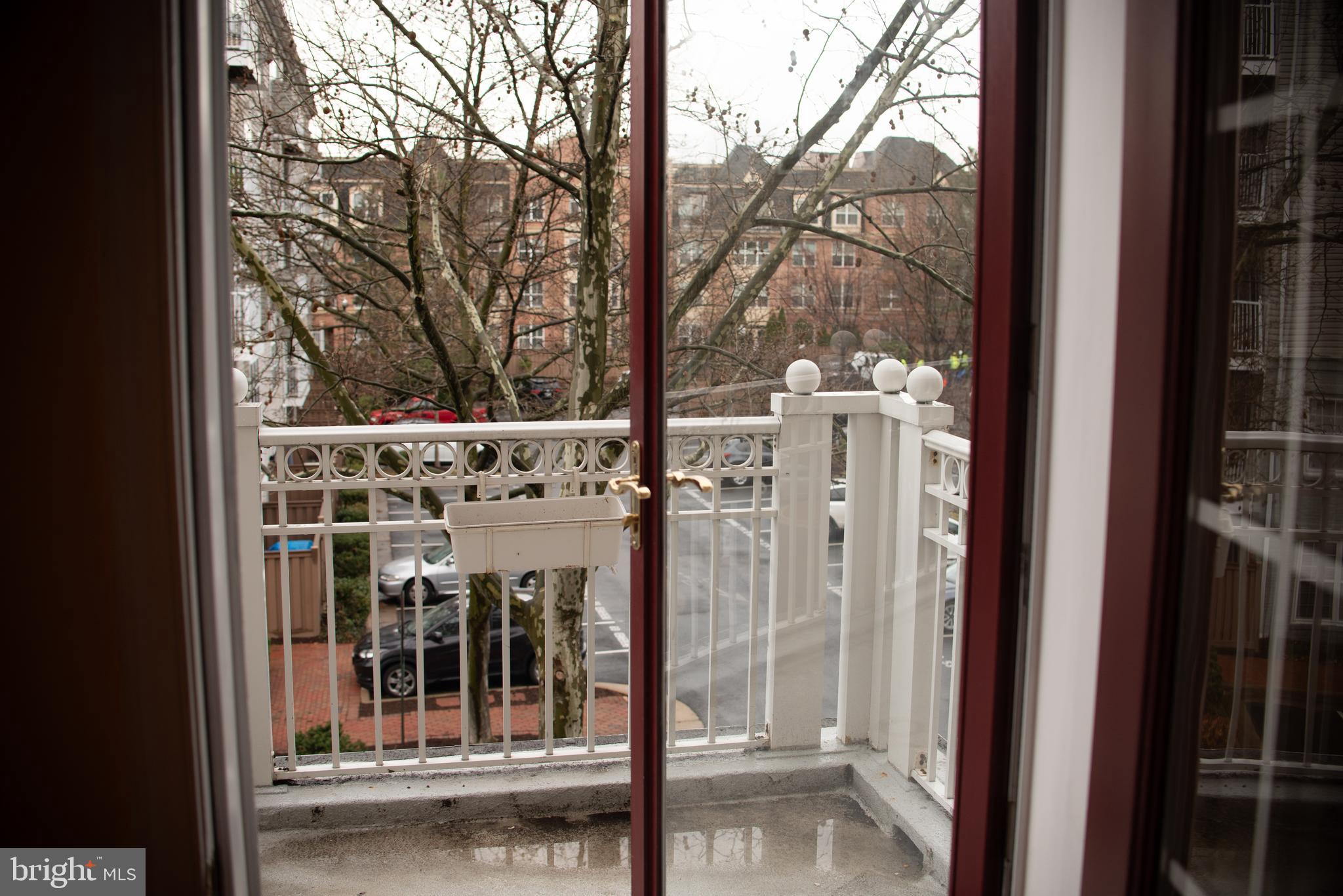 OLD TOWN VILLAGE - Residential Lease