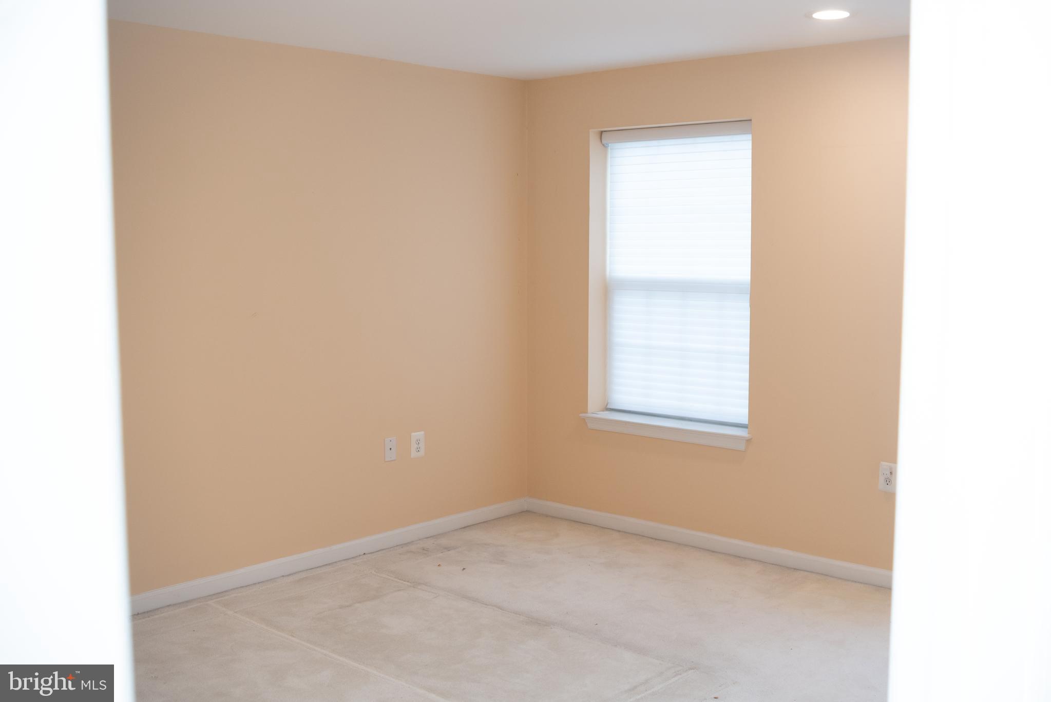 OLD TOWN VILLAGE - Residential Lease