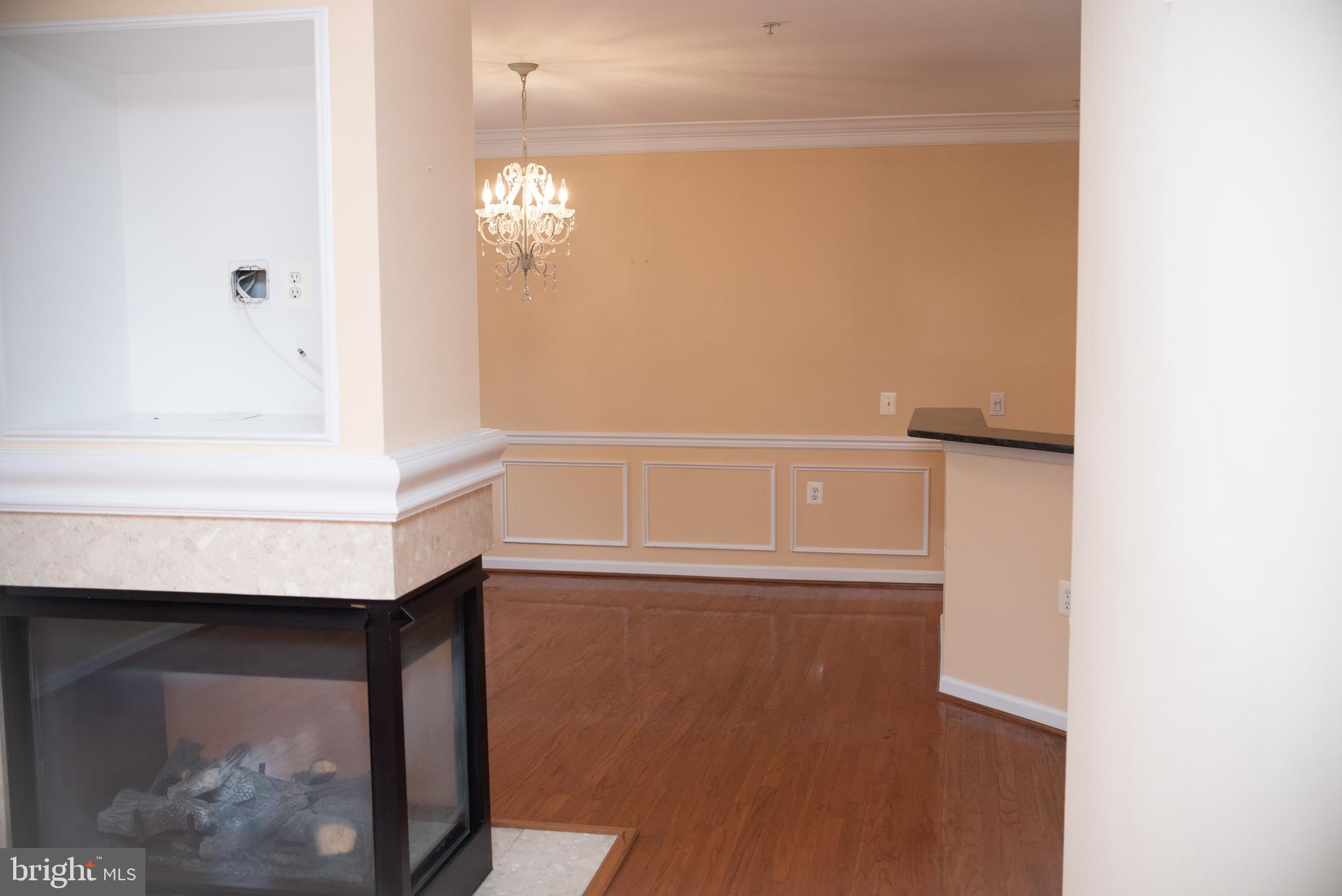 OLD TOWN VILLAGE - Residential Lease