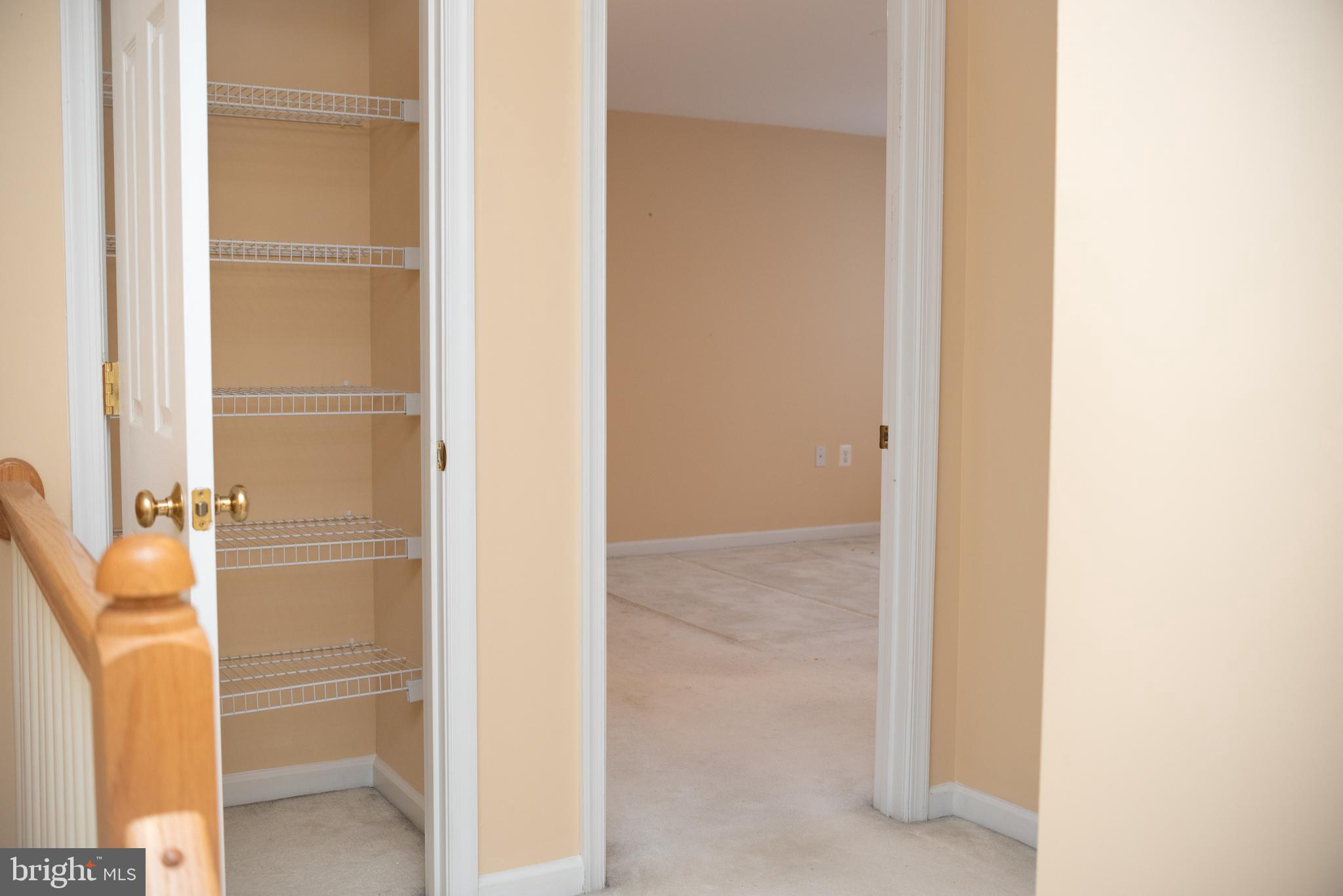 OLD TOWN VILLAGE - Residential Lease