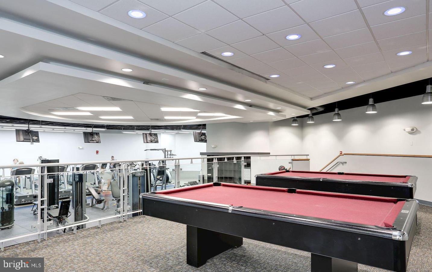 RIVER PLACE WEST - Residential Lease