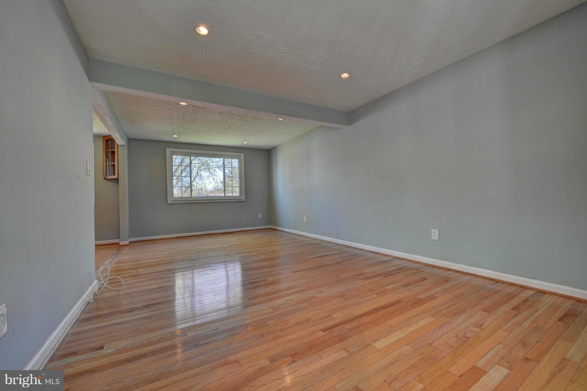 STARLIT PONDS - Residential