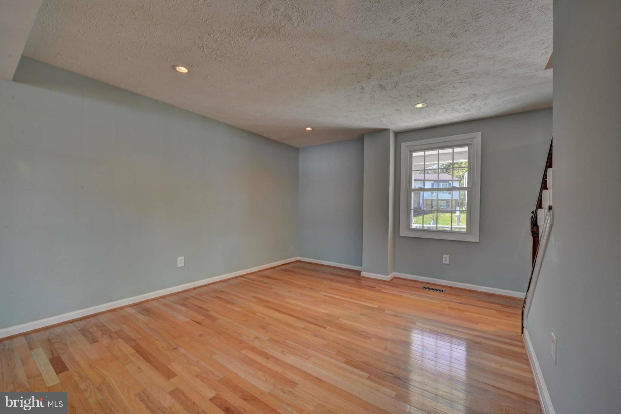 STARLIT PONDS - Residential