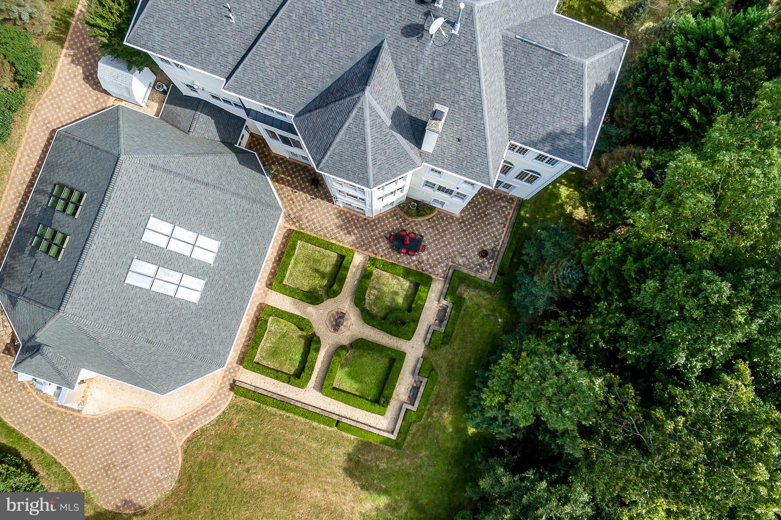 RUNNING BROOK ESTATES - Residential