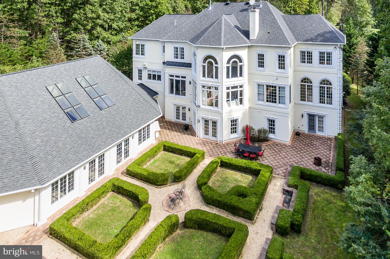 RUNNING BROOK ESTATES - Residential