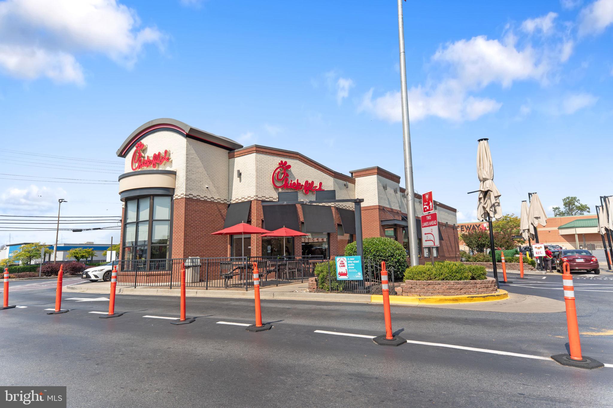 CATONSVILLE MANOR - Residential