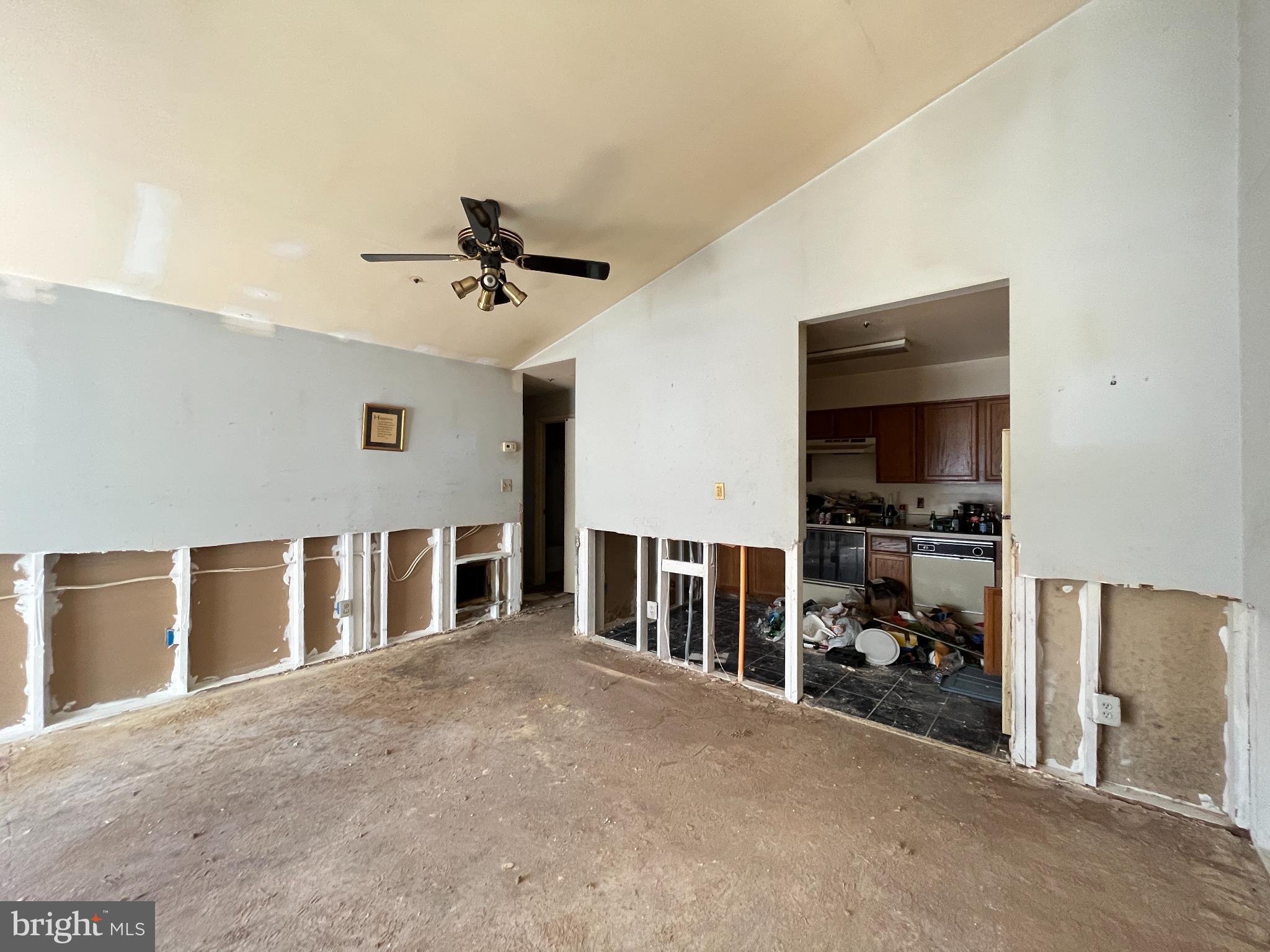 DEVON HILLS CONDO - Residential