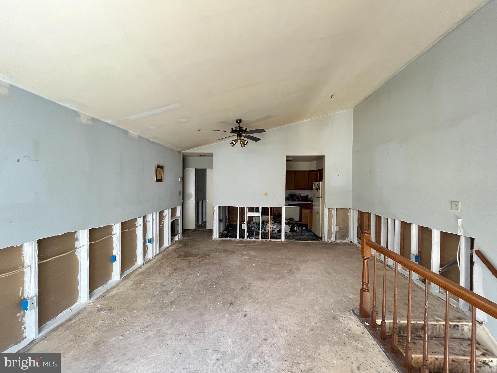 DEVON HILLS CONDO - Residential