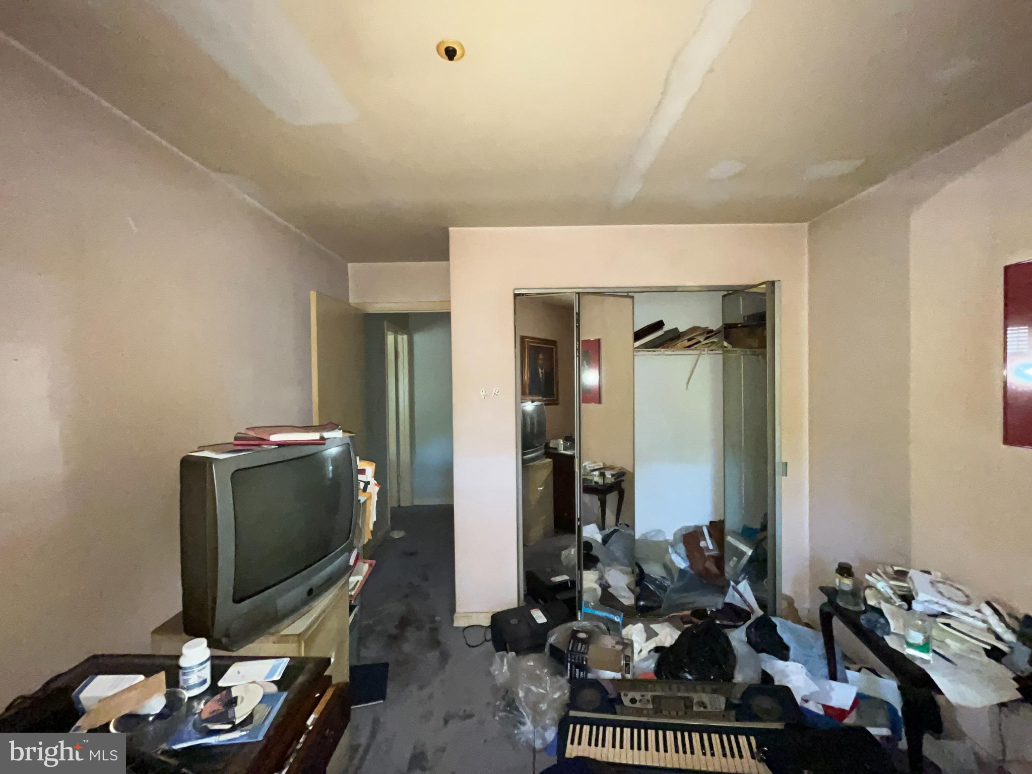 DEVON HILLS CONDO - Residential