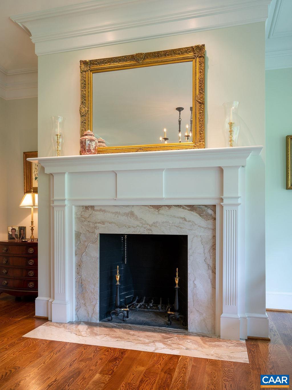 THE ROCKS - Residential