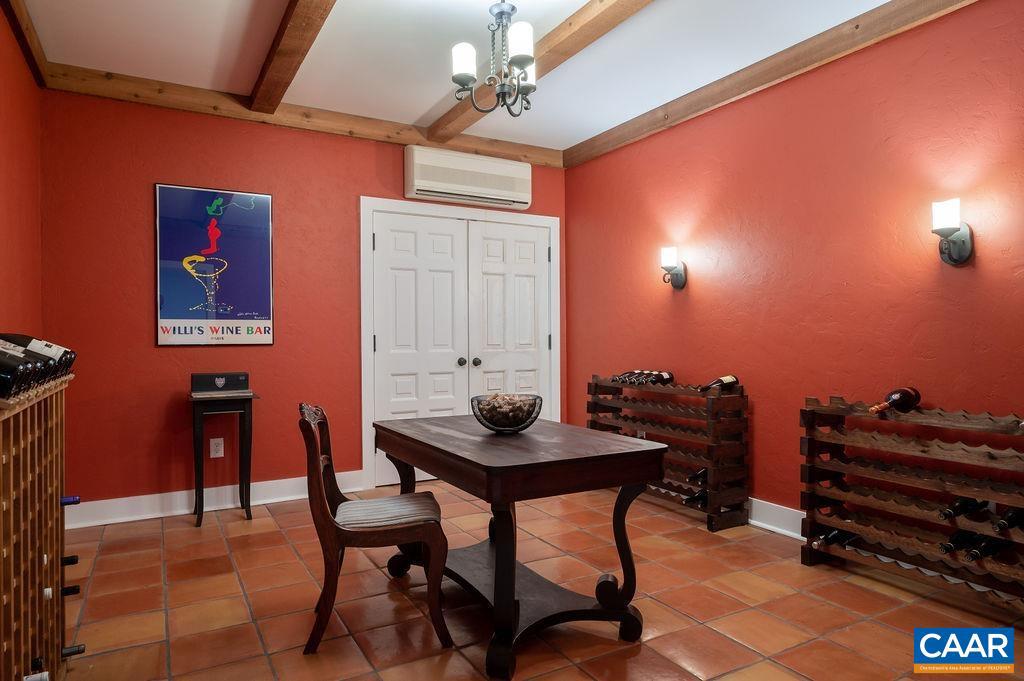 THE ROCKS - Residential