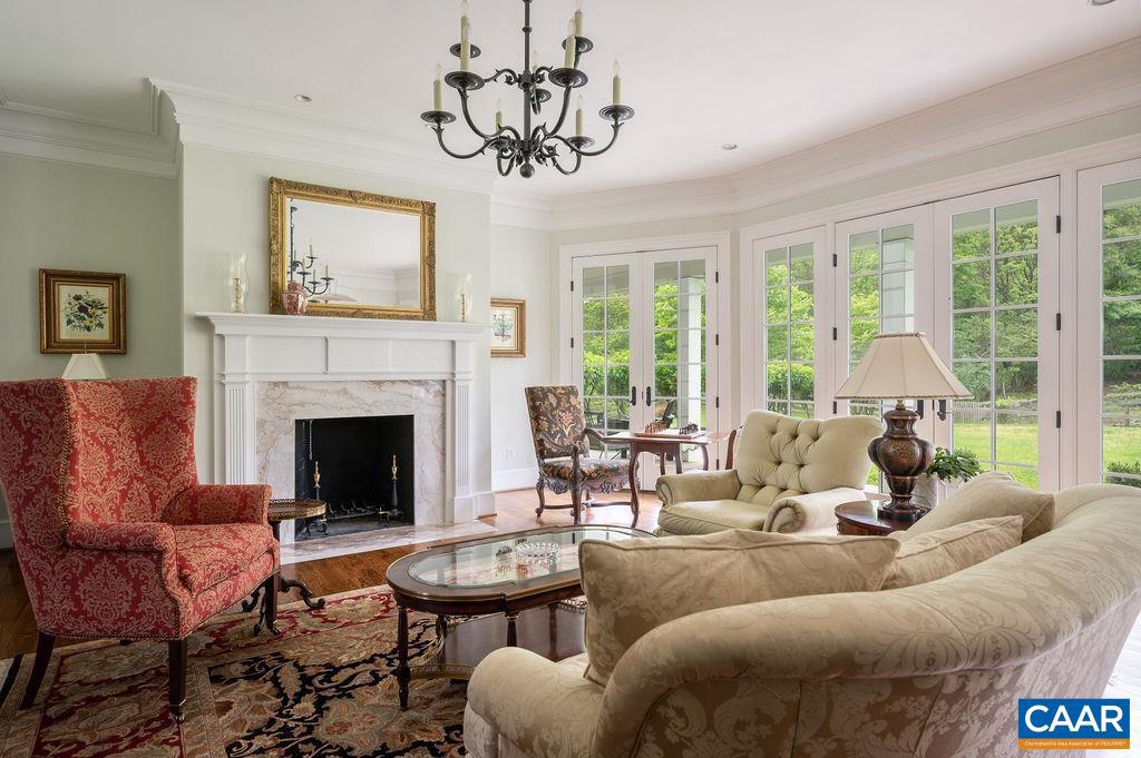 THE ROCKS - Residential