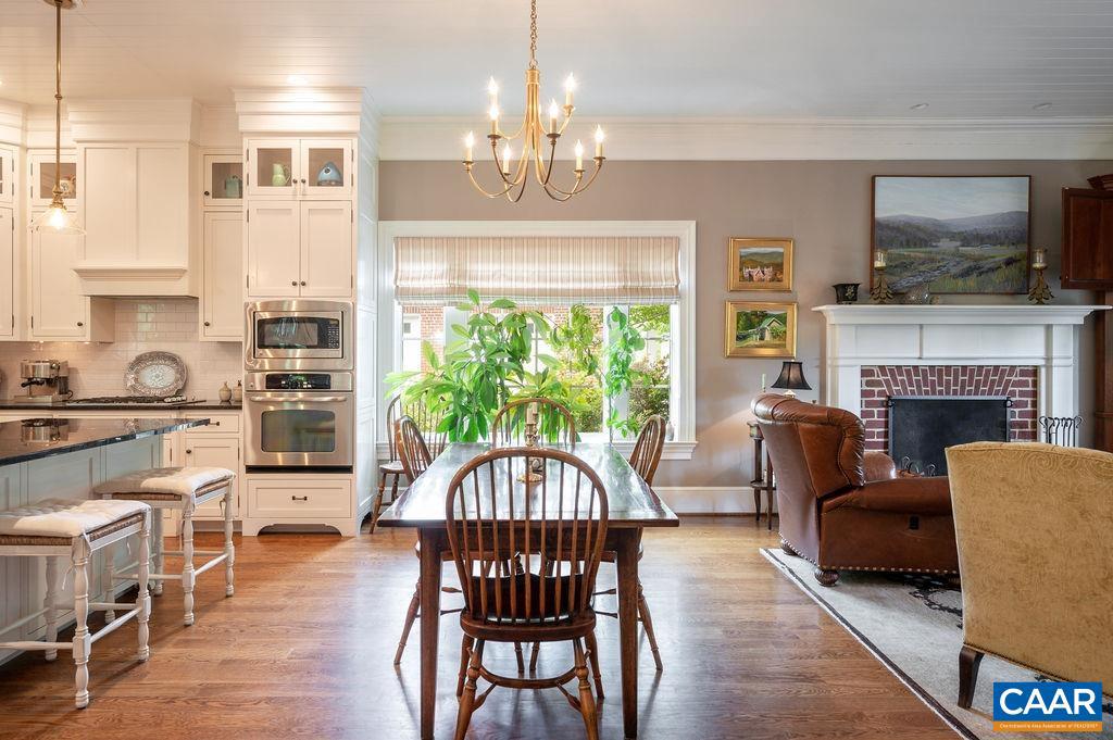 THE ROCKS - Residential