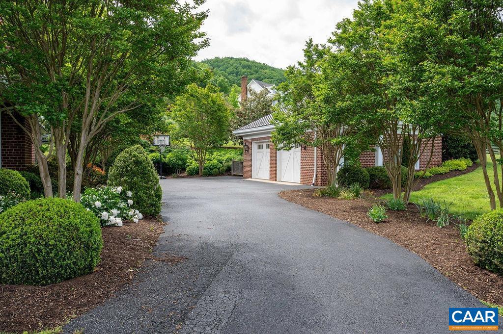 THE ROCKS - Residential