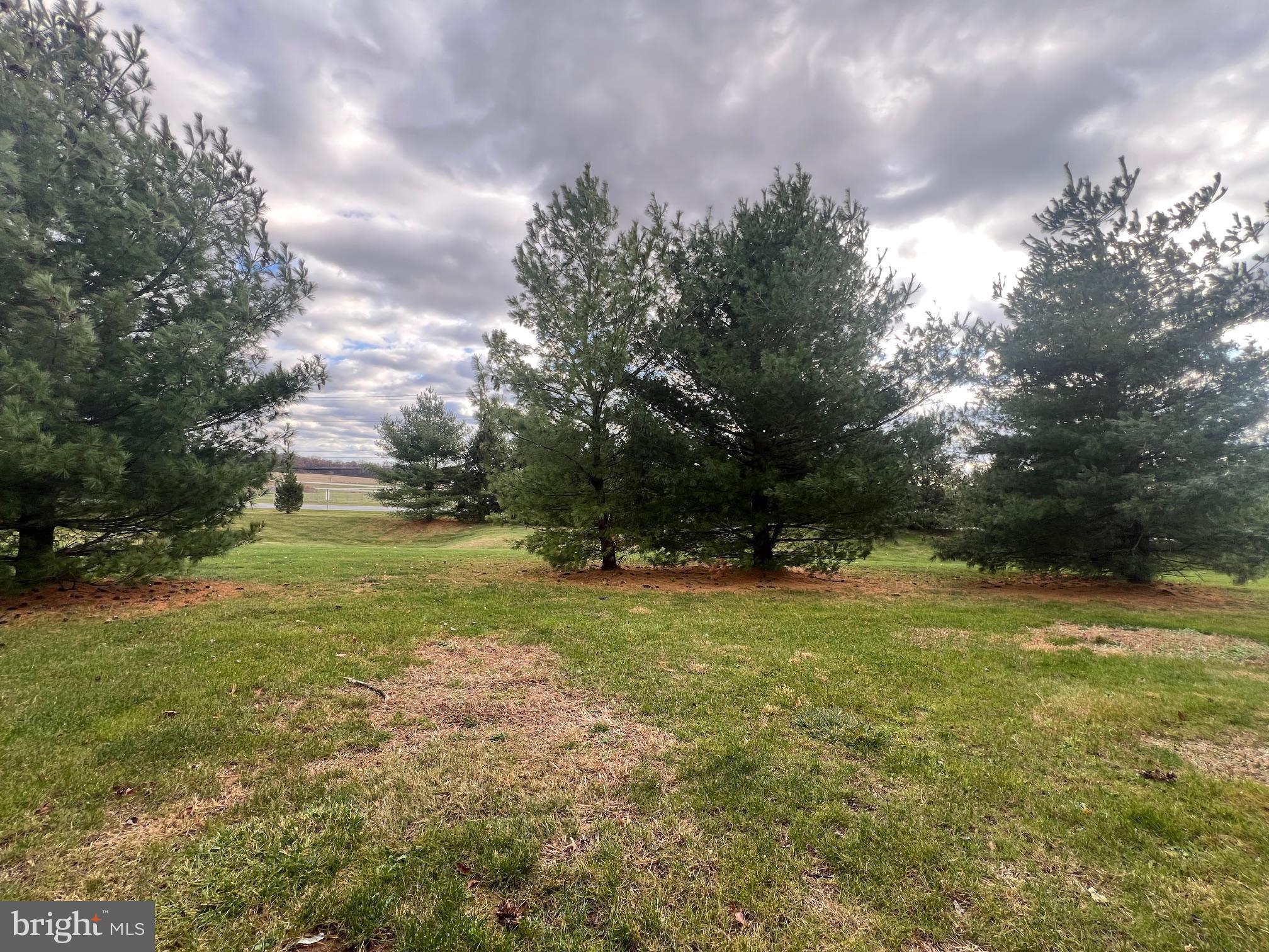 ROUND HILL - Residential