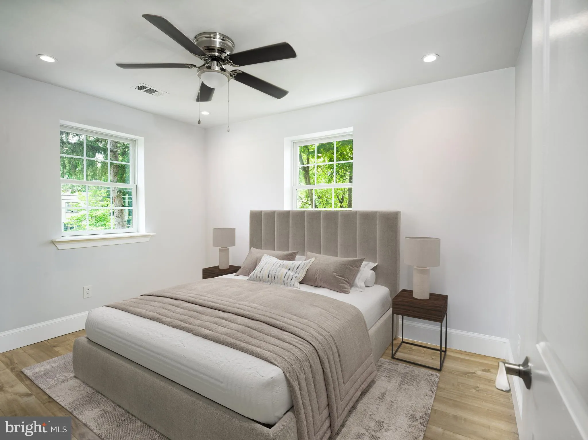 Devon, Pennsylvania 19333, United States, 4 Bedrooms Bedrooms, ,3 BathroomsBathrooms,Residential,Active,155926