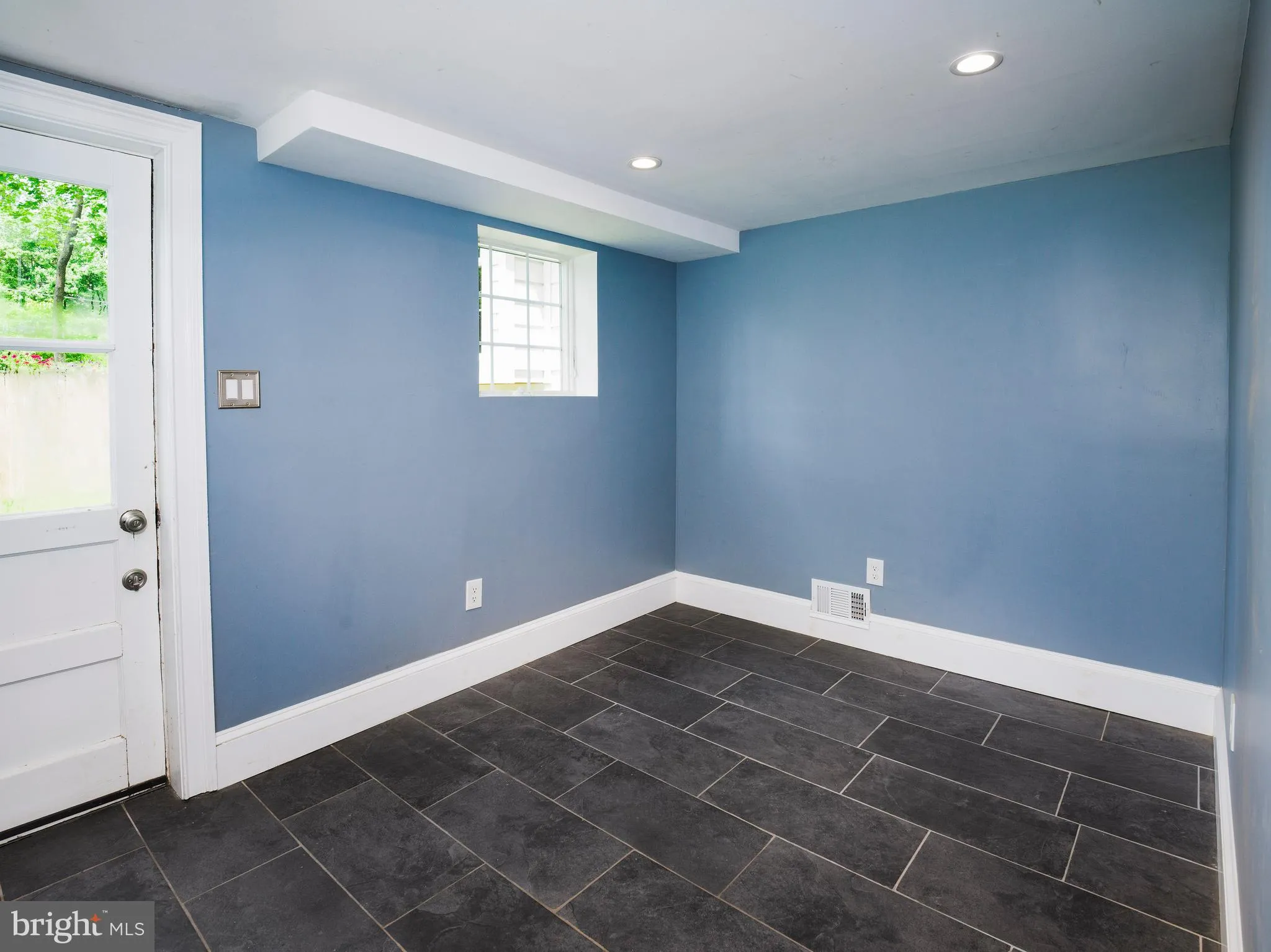 Devon, Pennsylvania 19333, United States, 4 Bedrooms Bedrooms, ,3 BathroomsBathrooms,Residential,Active,155926