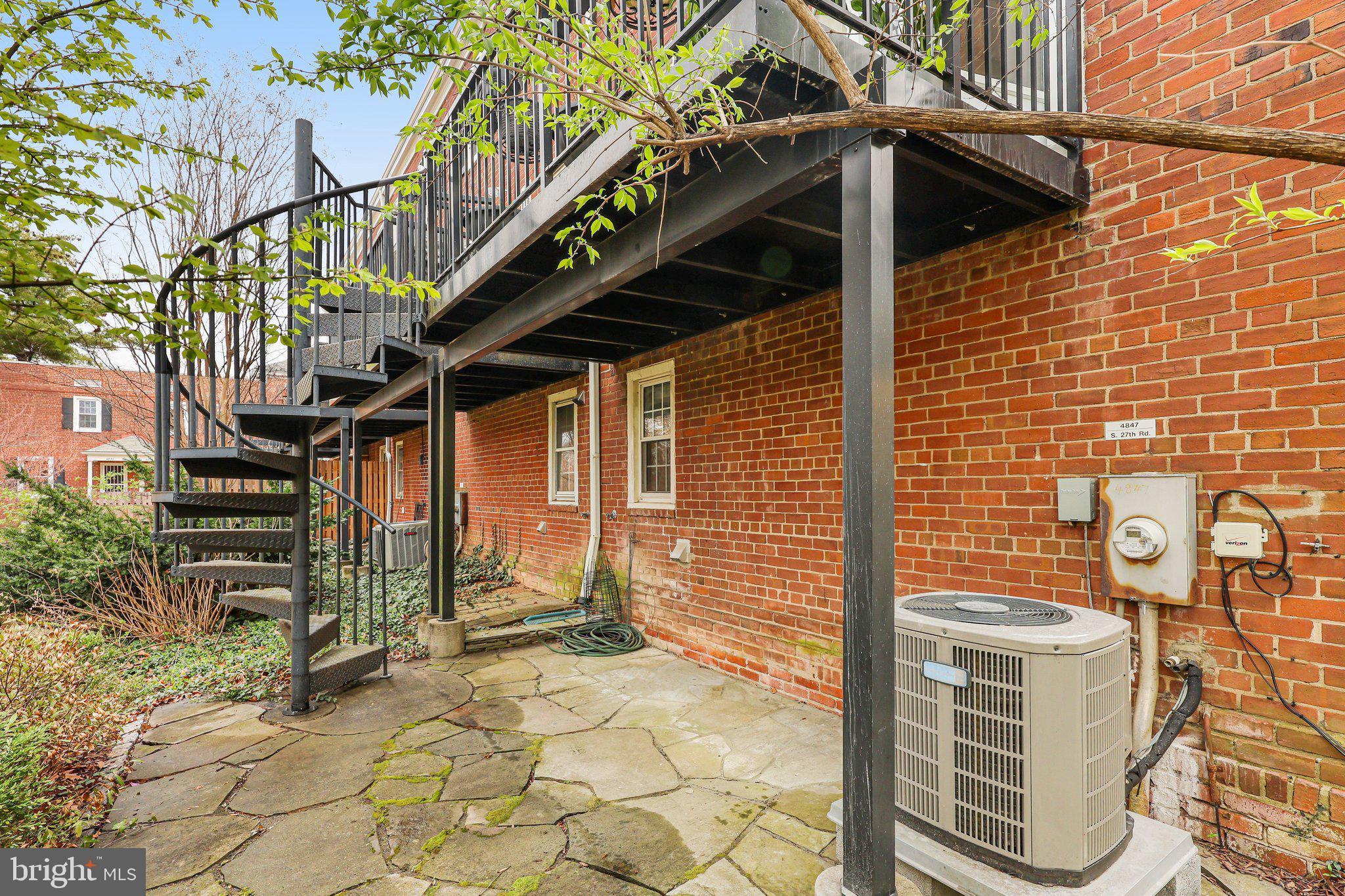 FAIRLINGTON VILLAGES - Residential